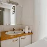 1 Bedroom Gorgeous In דירה לה רושל