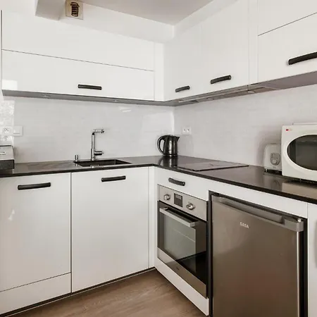 Apartment In With Wifi *